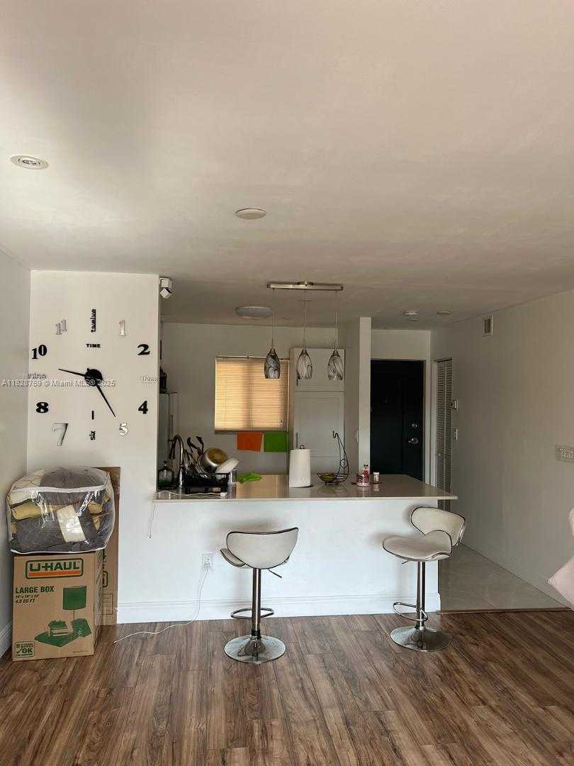 Small Image of 7810 CAMINO REAL I306, Miami Number 2