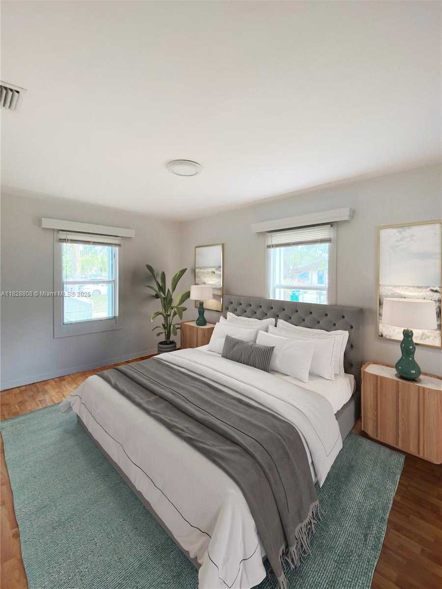 Small Image of 5843 SOUTH WEST 62ND ST, Miami Number 3