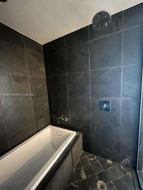 Small Image of 900 BISCAYNE BLVD #405, Miami Number 13