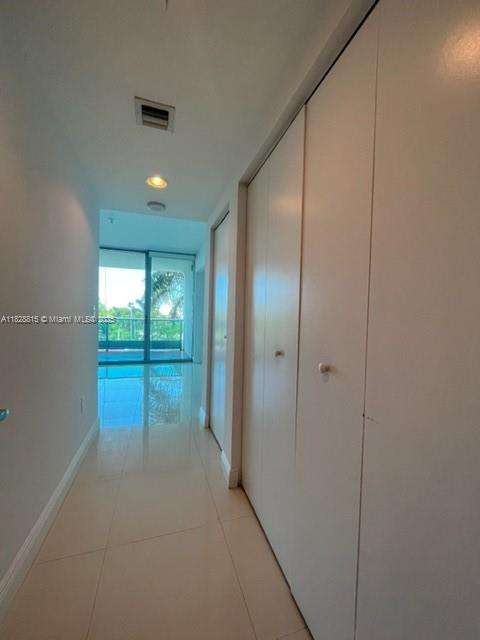 Small Image of 900 BISCAYNE BLVD #405, Miami Number 16