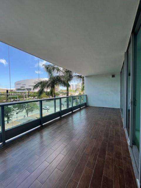 Small Image of 900 BISCAYNE BLVD #405, Miami Number 2