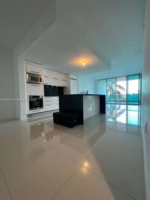 Small Image of 900 BISCAYNE BLVD #405, Miami Number 22