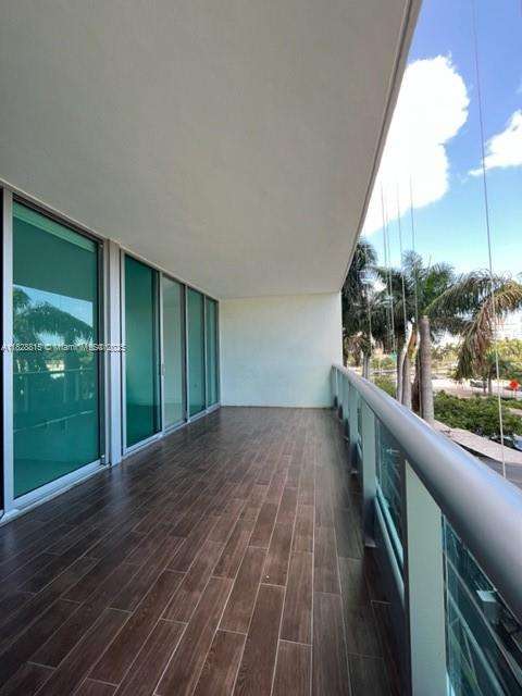 Small Image of 900 BISCAYNE BLVD #405, Miami Number 26