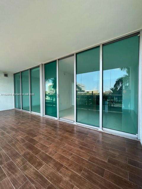 Small Image of 900 BISCAYNE BLVD #405, Miami Number 28