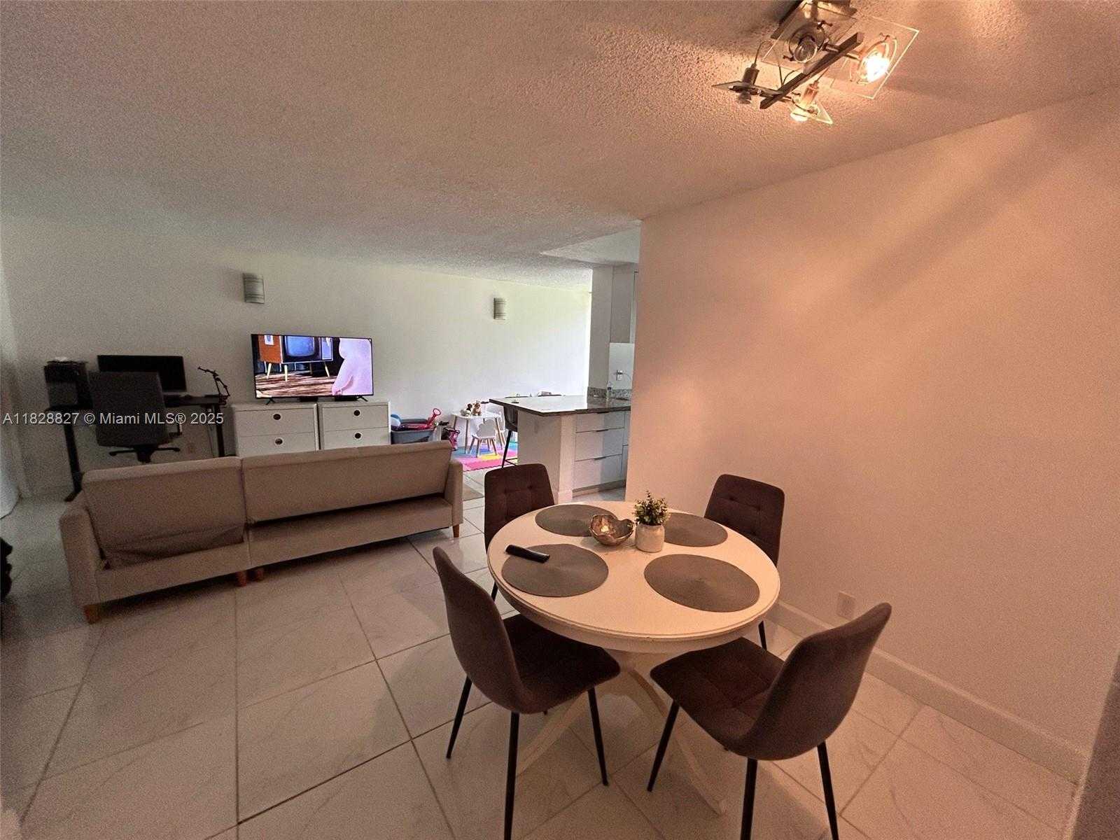 Small Image of 17021 NORTH BAY RD #120, Sunny Isles Beach Number 20