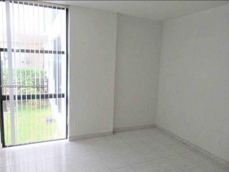 Small Image of 17021 NORTH BAY RD #120, Sunny Isles Beach Number 22
