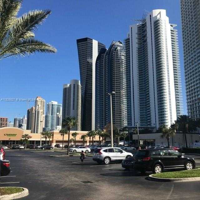 Small Image of 17021 NORTH BAY RD #120, Sunny Isles Beach Number 4
