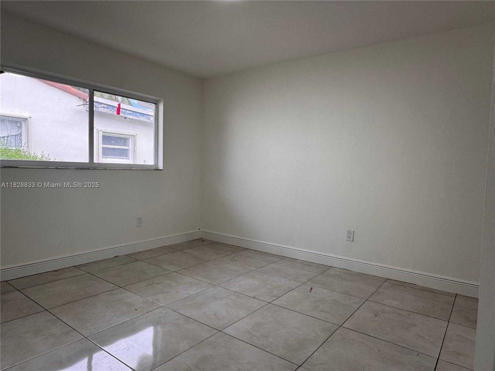 Small Image of 2803 SOUTH WEST 26TH ST #A, Miami Number 5