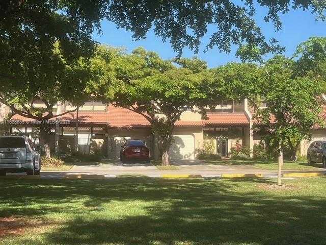 Small Image of 9735 COSTA DEL SOL BLVD #F-101, Doral Number 11