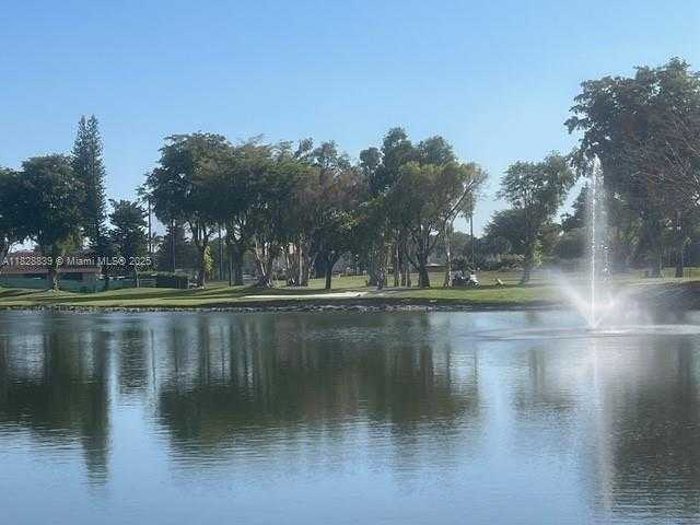 Small Image of 9735 COSTA DEL SOL BLVD #F-101, Doral Number 14