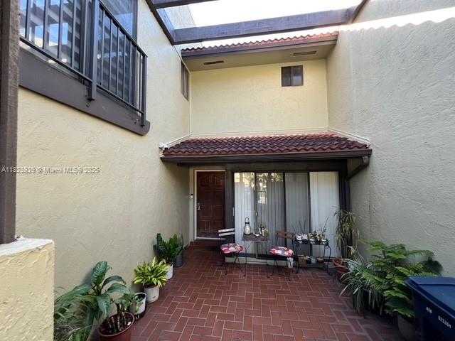 Small Image of 9735 COSTA DEL SOL BLVD #F-101, Doral Number 16