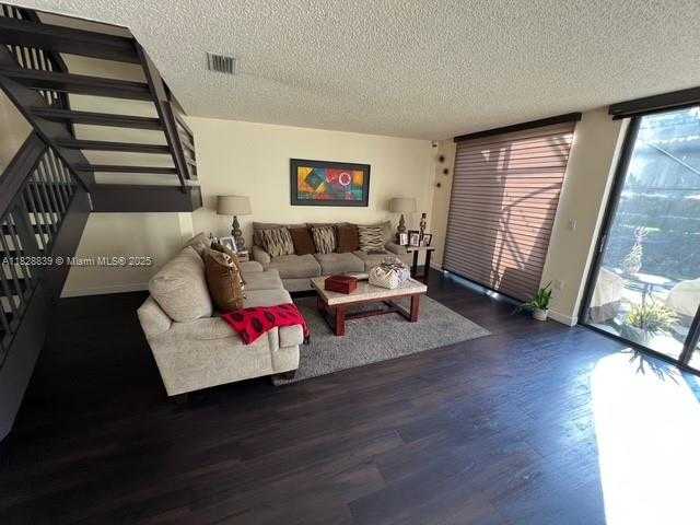Small Image of 9735 COSTA DEL SOL BLVD #F-101, Doral Number 33