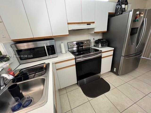 Small Image of 9735 COSTA DEL SOL BLVD #F-101, Doral Number 40