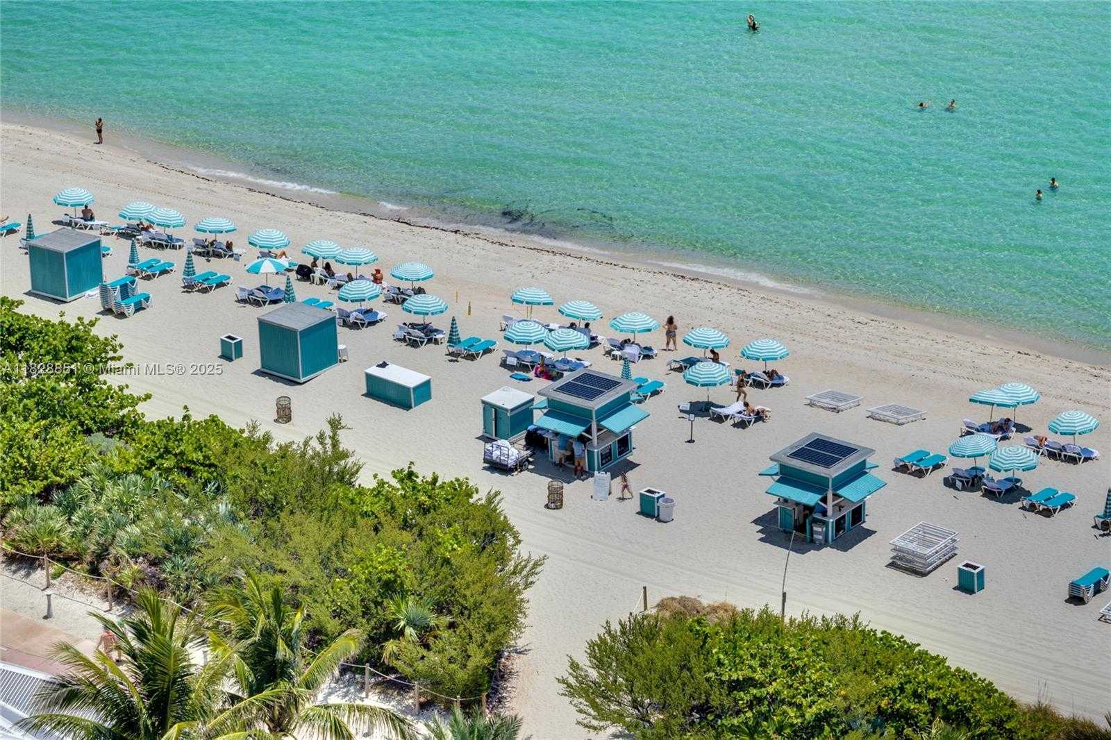 Small Image of 6799 COLLINS AVE #1704, Miami Beach Number 20