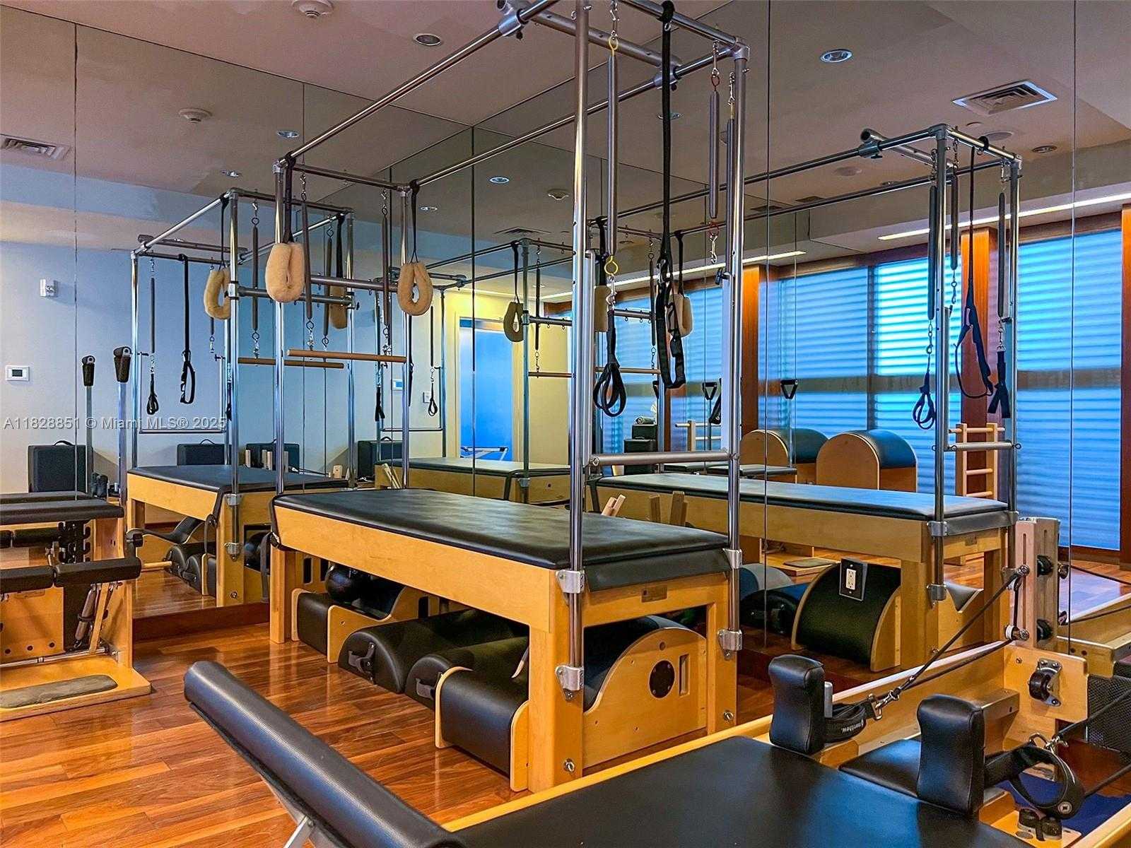 Small Image of 6799 COLLINS AVE #1704, Miami Beach Number 26