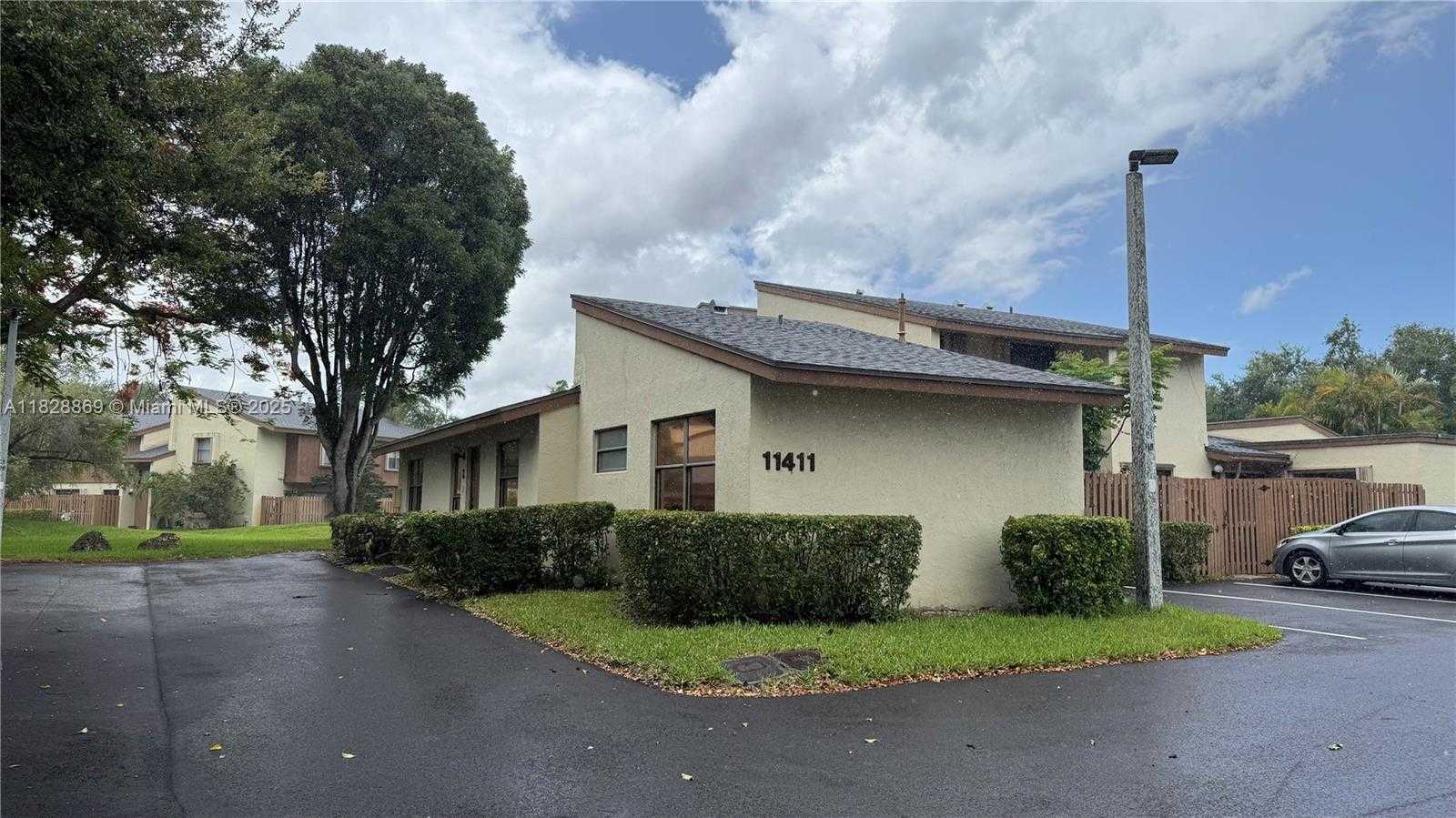 Small Image of 11411 SOUTH WEST 109TH RD #50Z, Miami Number 2