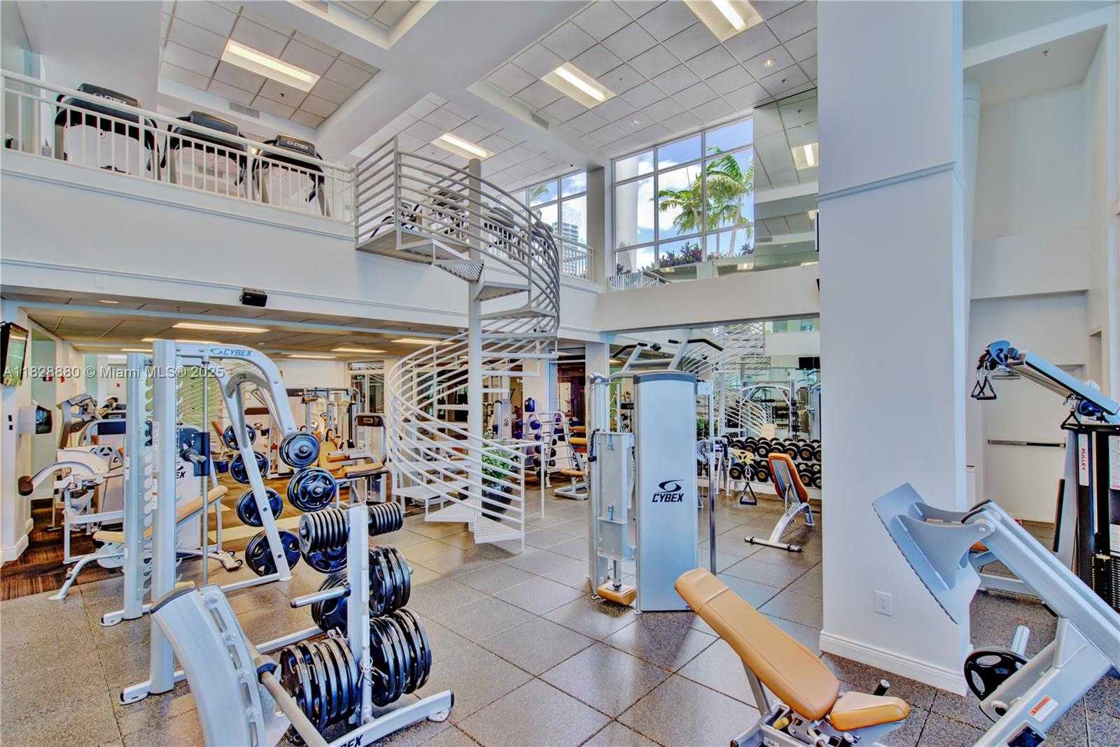 Small Image of 808 BRICKELL KEY DR #3005, Miami Number 37