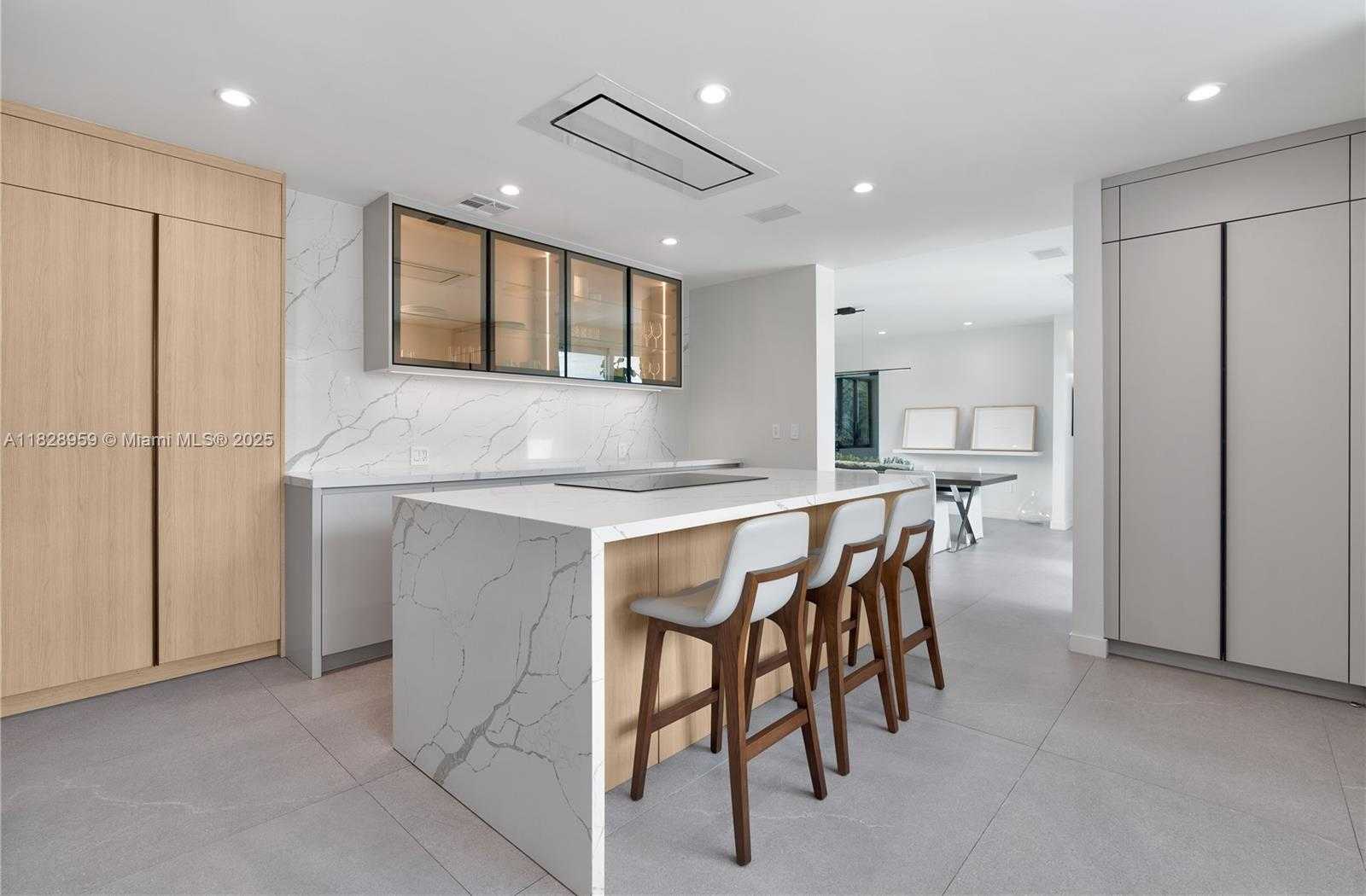 Small Image of 325 CAMPANA AVE, Coral Gables Number 6