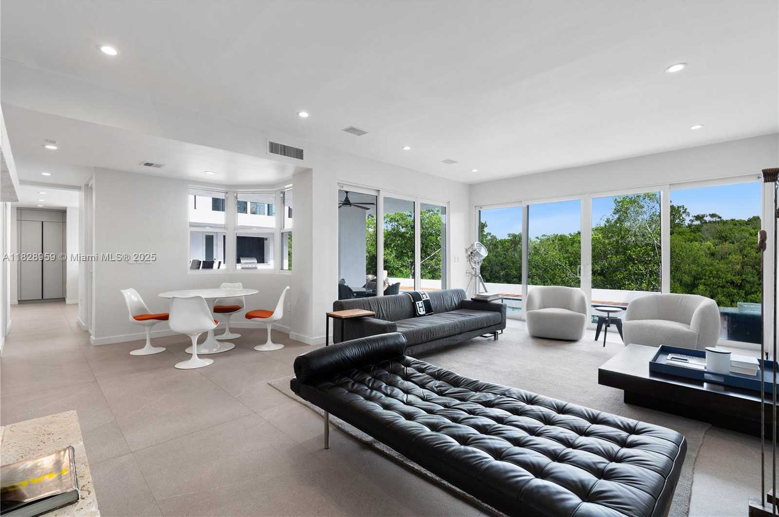 Small Image of 325 CAMPANA AVE, Coral Gables Number 9