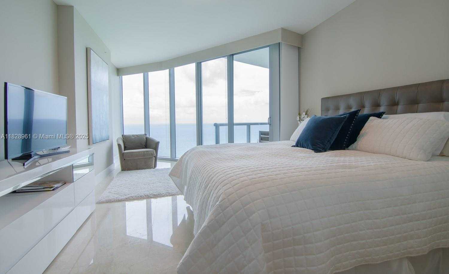 Small Image of 17001 COLLINS AVE #3804, Sunny Isles Beach Number 14