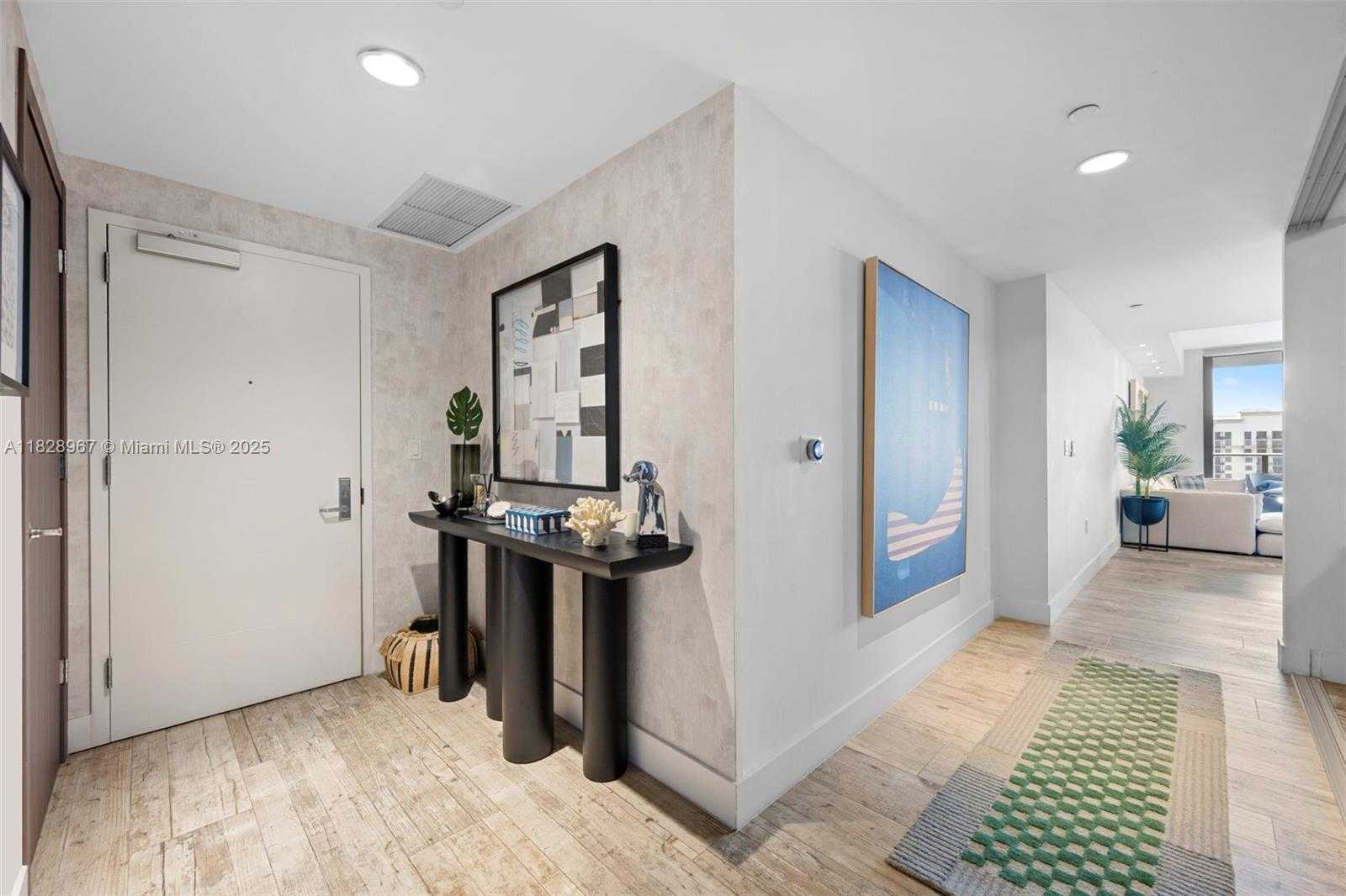 Small Image of 1010 BRICKELL AVE #3411, Miami Number 21