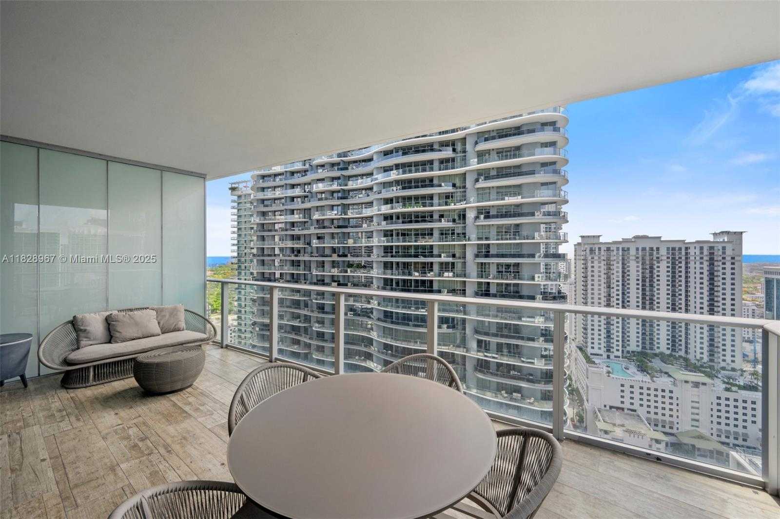 Small Image of 1010 BRICKELL AVE #3411, Miami Number 24