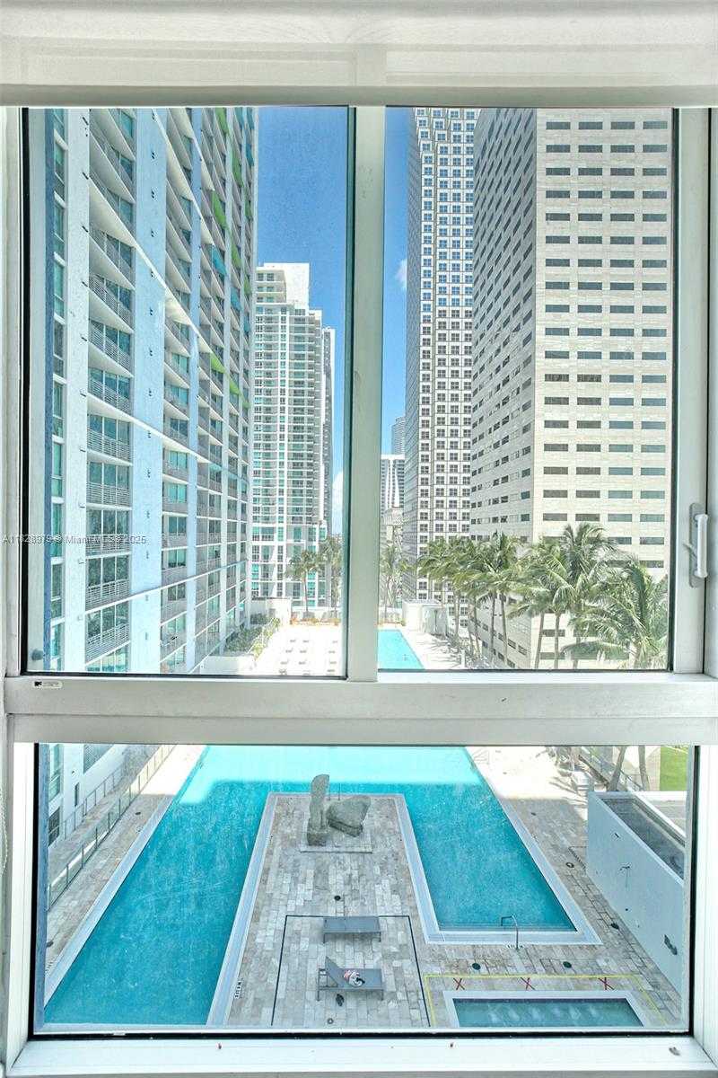 Small Image of 335 SOUTH BISCAYNE BLVD #1700, Miami Number 14