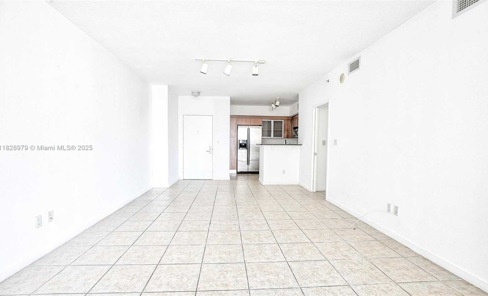 Small Image of 335 SOUTH BISCAYNE BLVD #1700, Miami Number 21