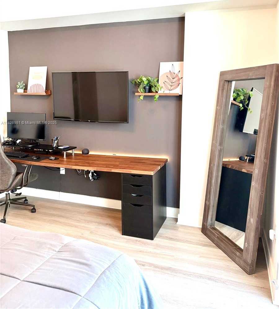Small Image of 1111 SOUTH WEST 1ST AVE #1021-N, Miami Number 7