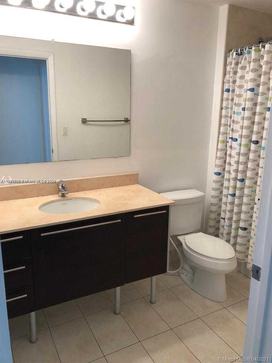 Small Image of 1900 NORTH BAYSHORE DR #2103, Miami Number 14