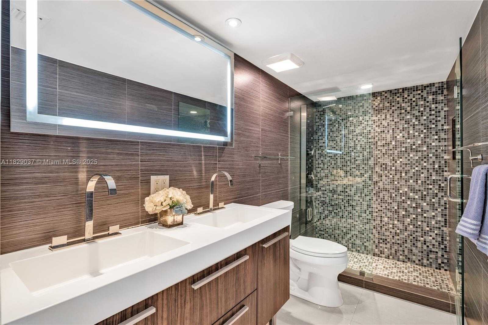 Small Image of 1623 COLLINS AVE #418, Miami Beach Number 19