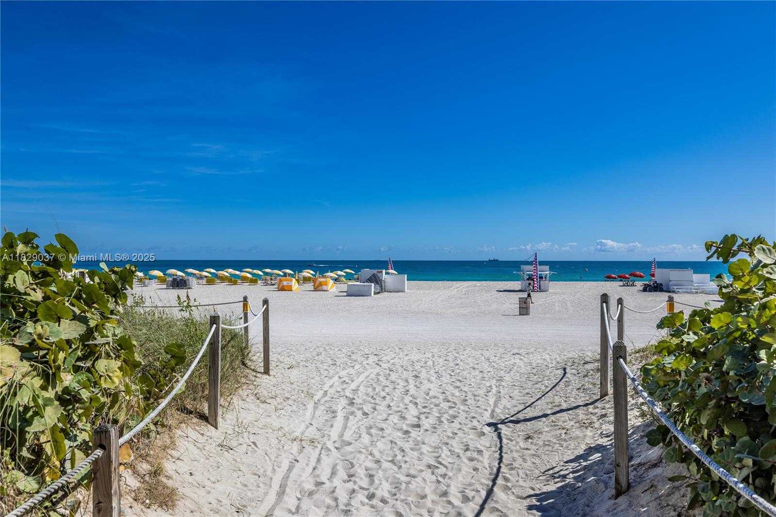 Small Image of 1623 COLLINS AVE #418, Miami Beach Number 28