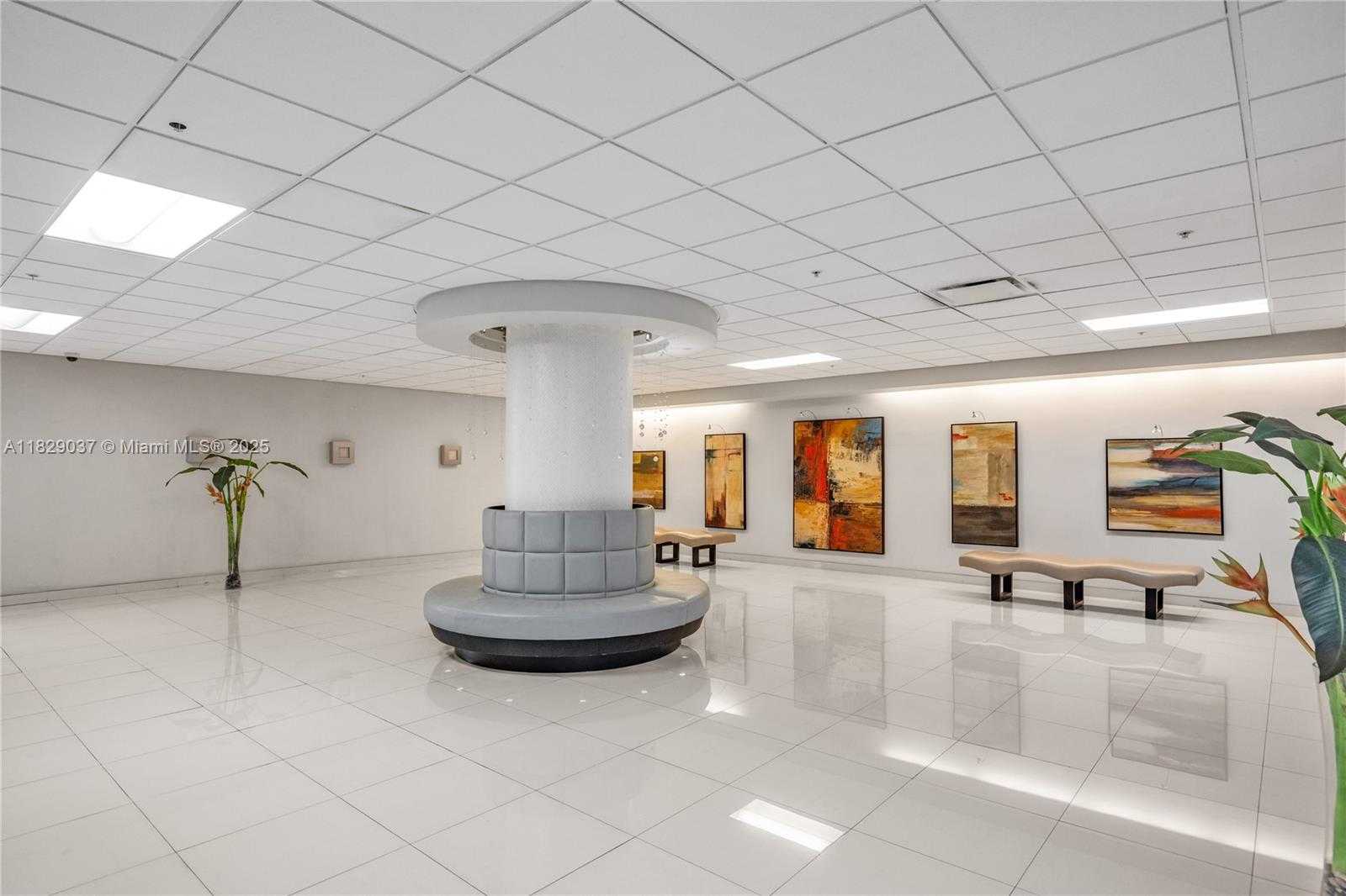 Small Image of 1623 COLLINS AVE #418, Miami Beach Number 34