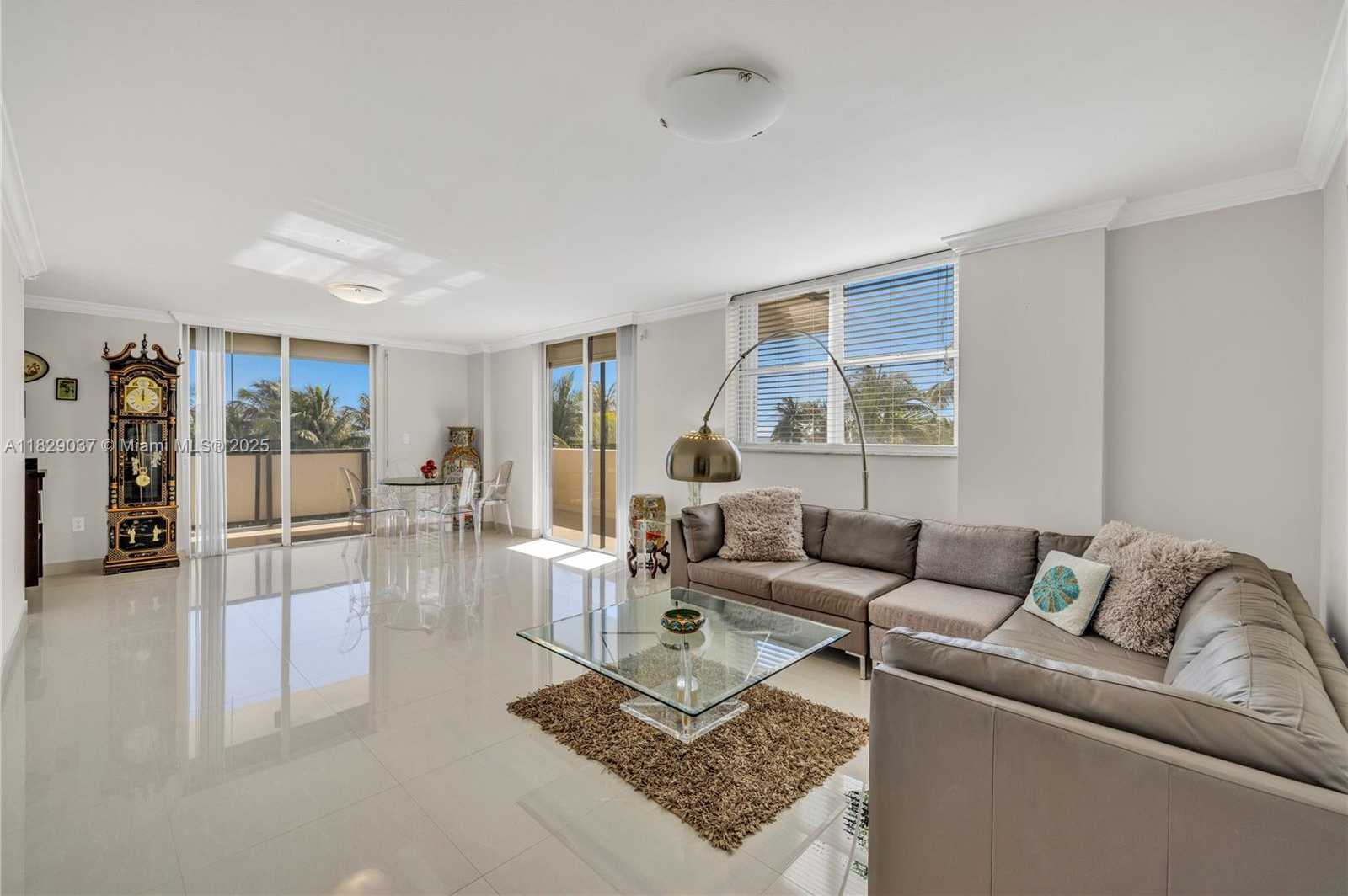 Small Image of 1623 COLLINS AVE #418, Miami Beach Number 6