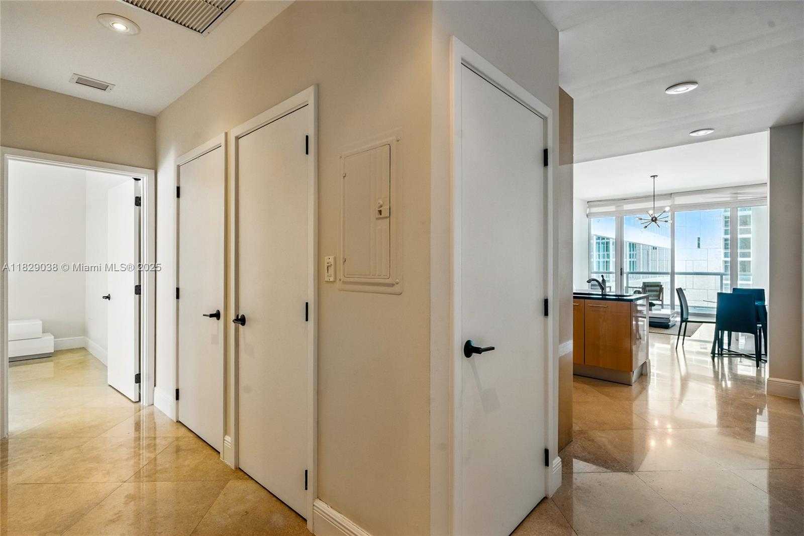 Small Image of 6799 COLLINS AVE #401, Miami Beach Number 11