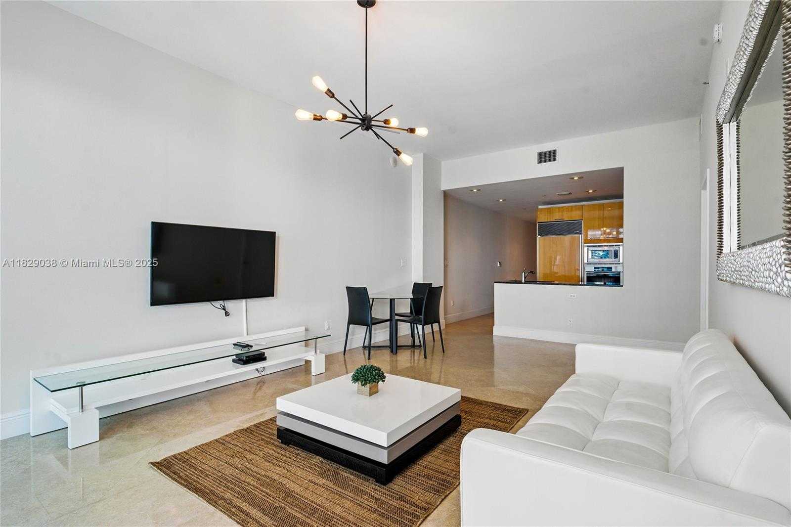 Small Image of 6799 COLLINS AVE #401, Miami Beach Number 21