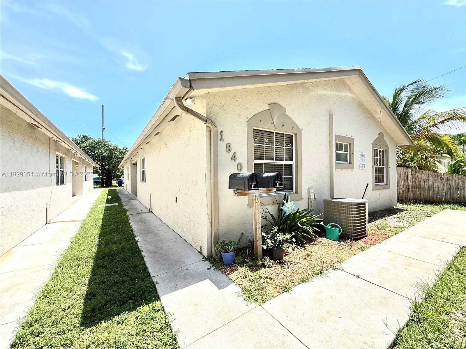 Small Image of 1840 JEFFERSON ST #B, Hollywood Number 2
