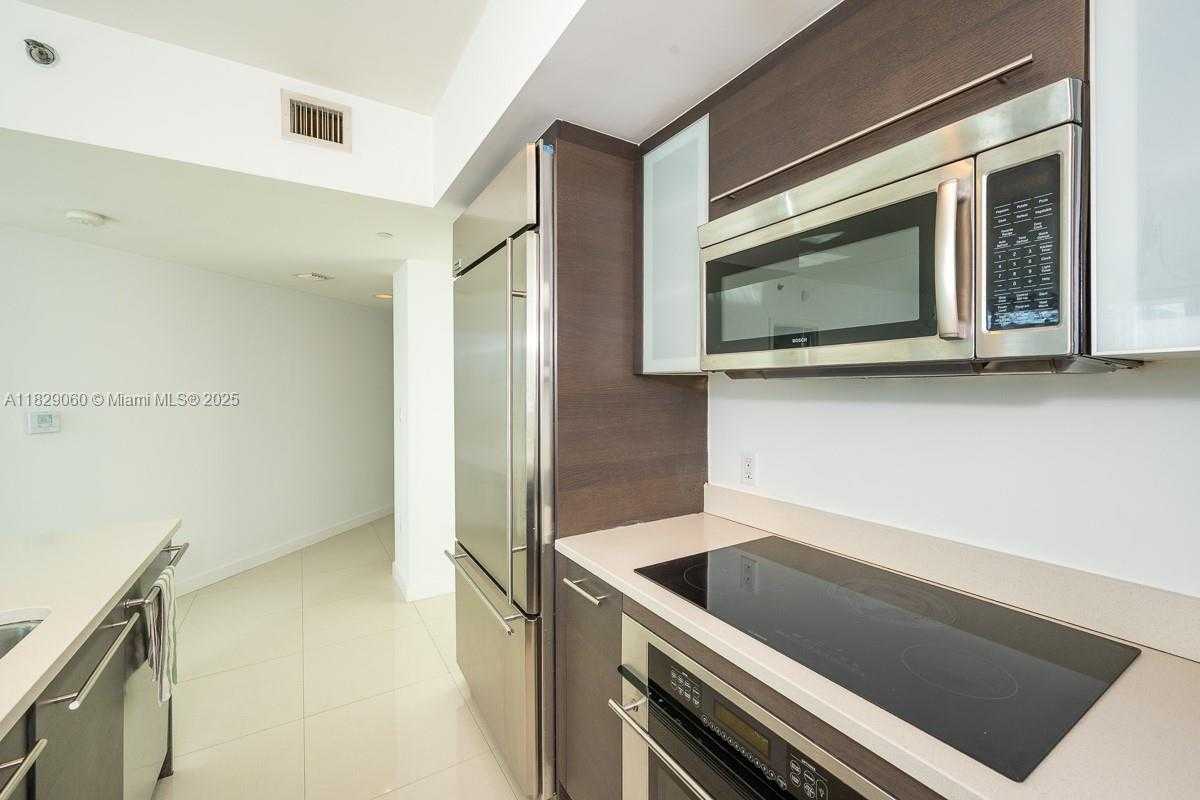 Small Image of 55 SOUTH EAST 6 STREET #2210, Miami Number 11