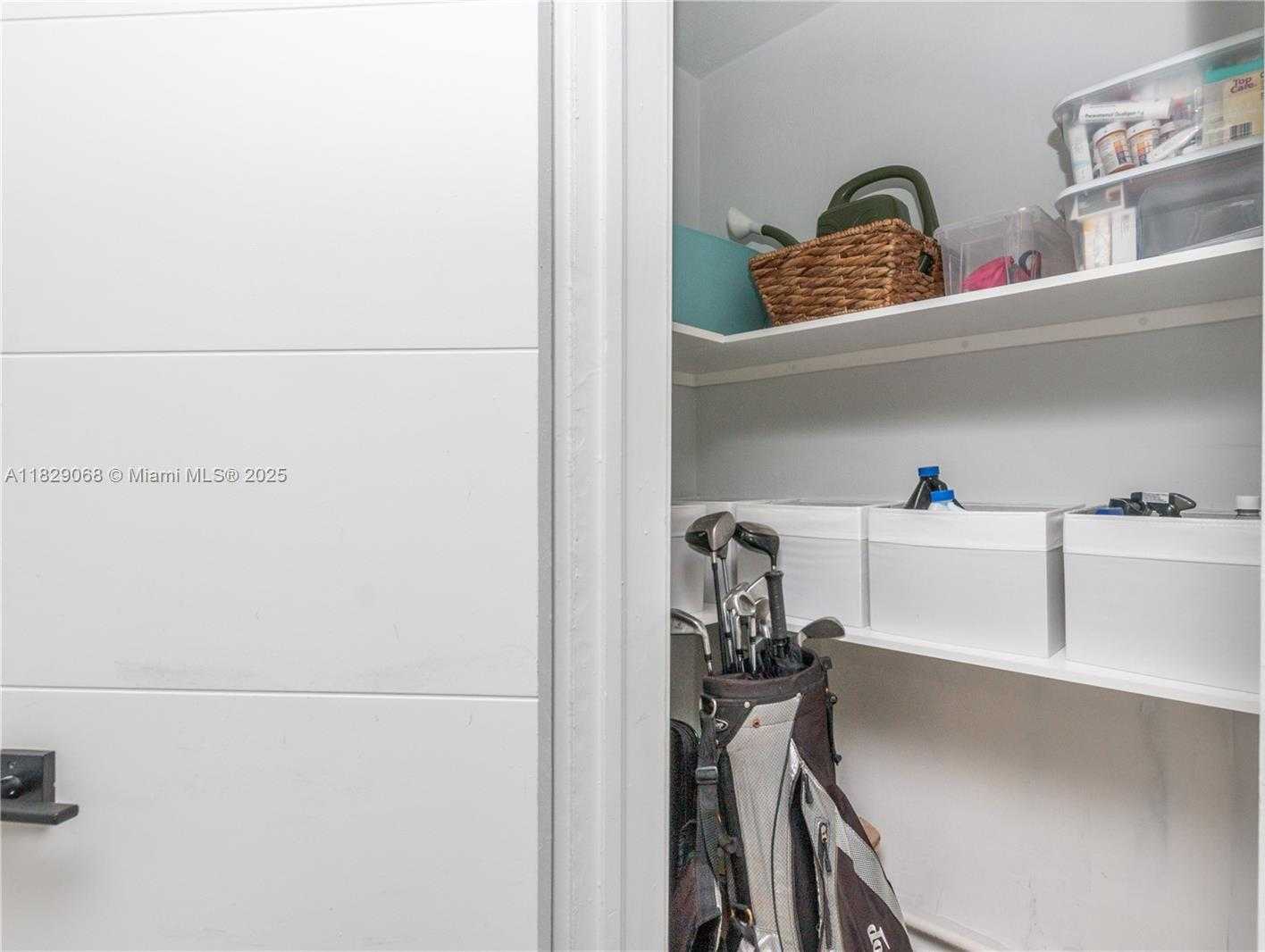 Small Image of 2302 FUNSTON ST, Hollywood Number 23