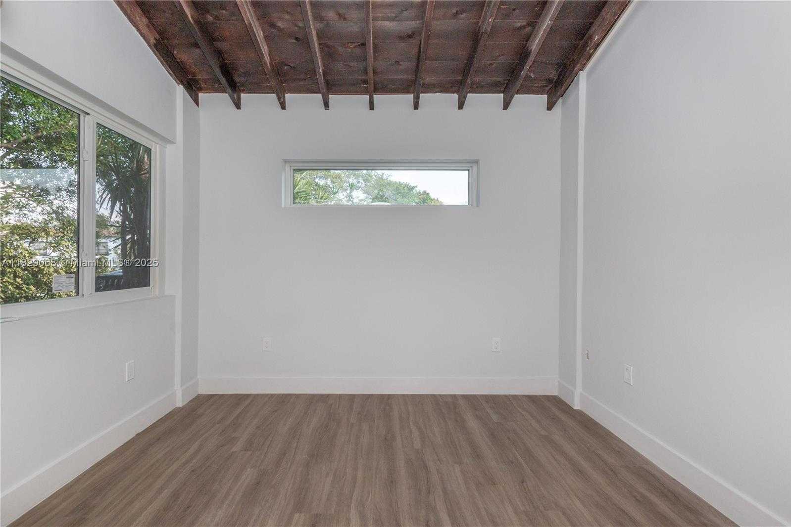 Small Image of 2302 FUNSTON ST, Hollywood Number 27