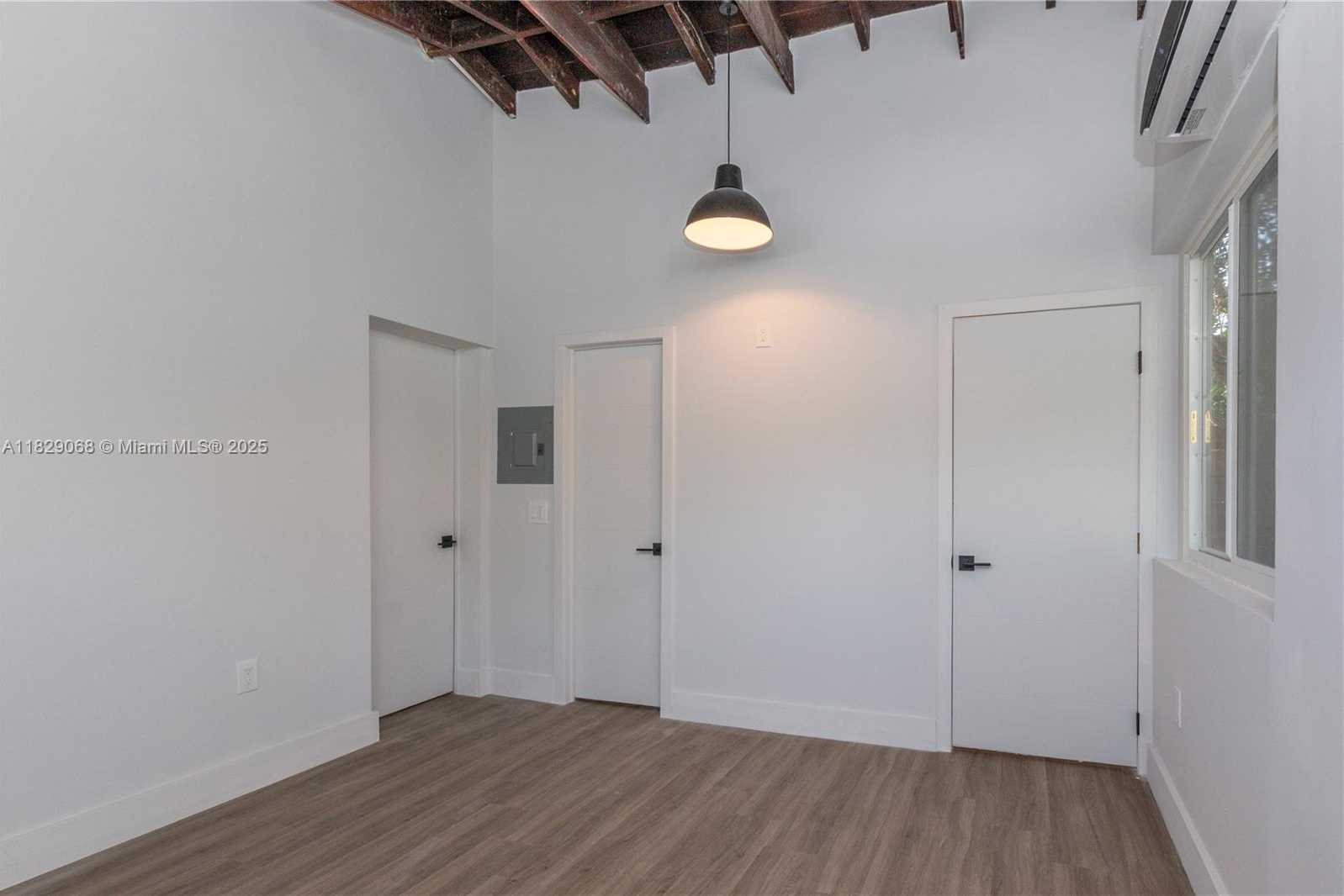 Small Image of 2302 FUNSTON ST, Hollywood Number 30