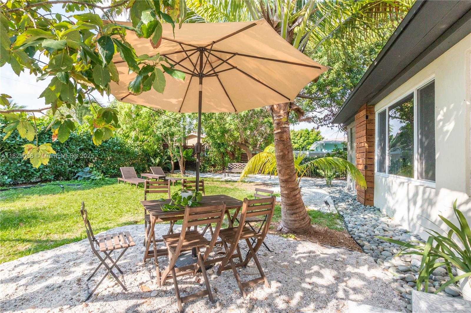 Small Image of 2302 FUNSTON ST, Hollywood Number 41