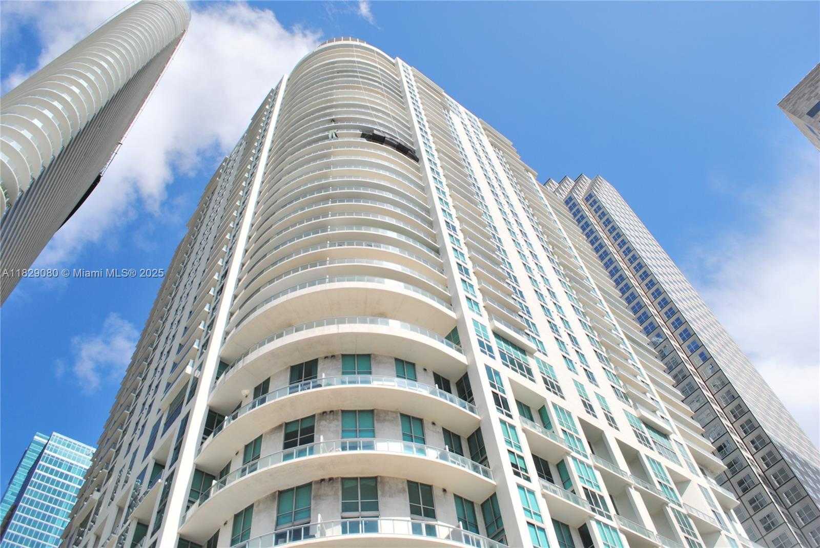 Small Image of 300 SOUTH BISCAYNE BLVD #T-2802, Miami Number 11