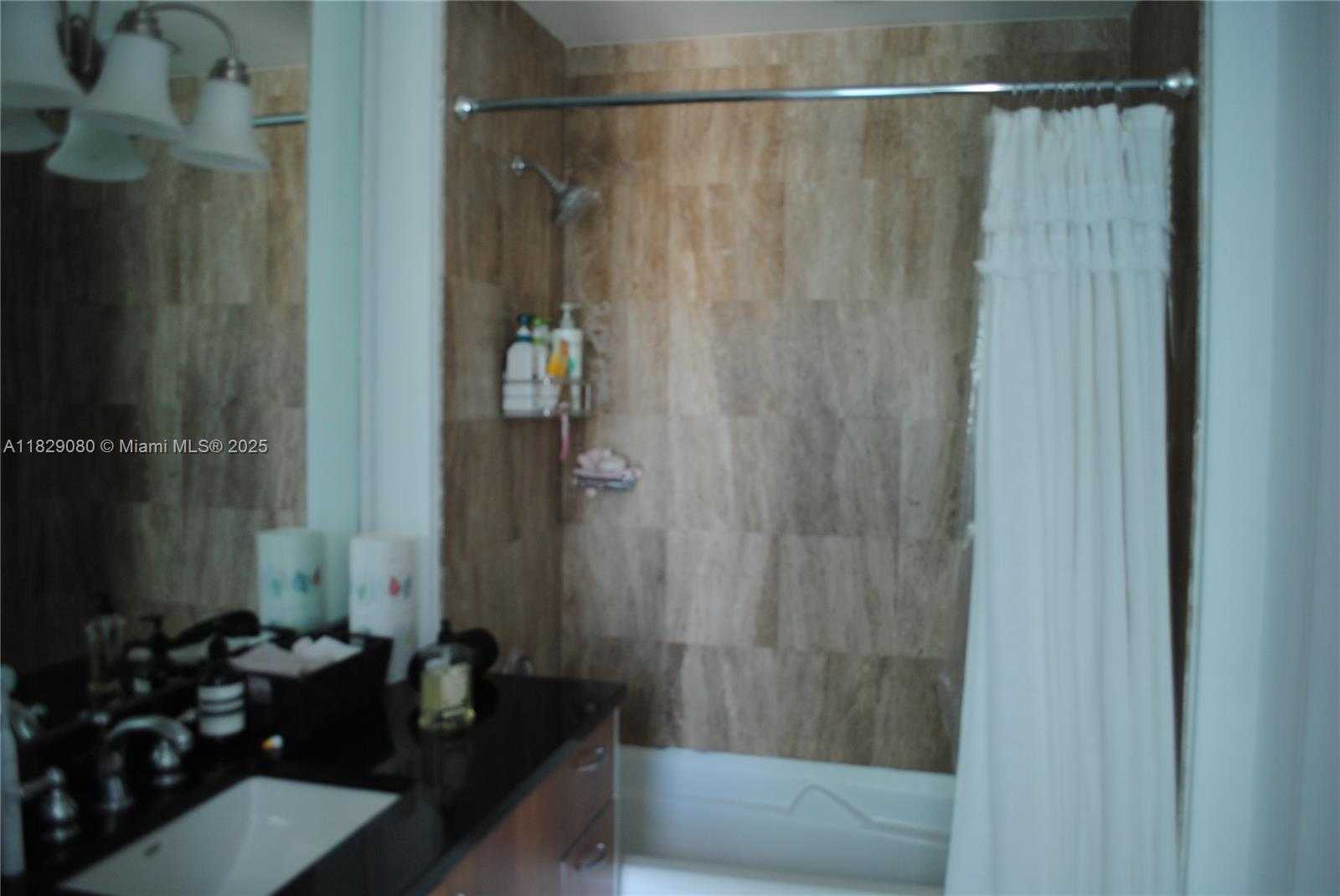 Small Image of 300 SOUTH BISCAYNE BLVD #T-2802, Miami Number 19