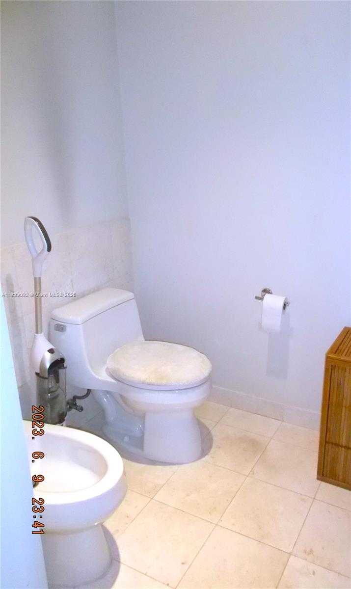 Small Image of 901 BRICKELL KEY BLVD #1201, Miami Number 11