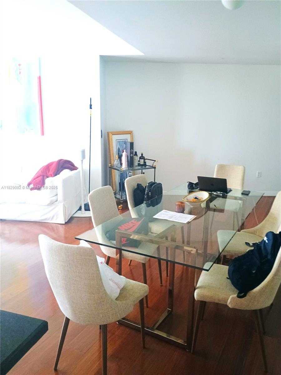 Small Image of 901 BRICKELL KEY BLVD #1201, Miami Number 4