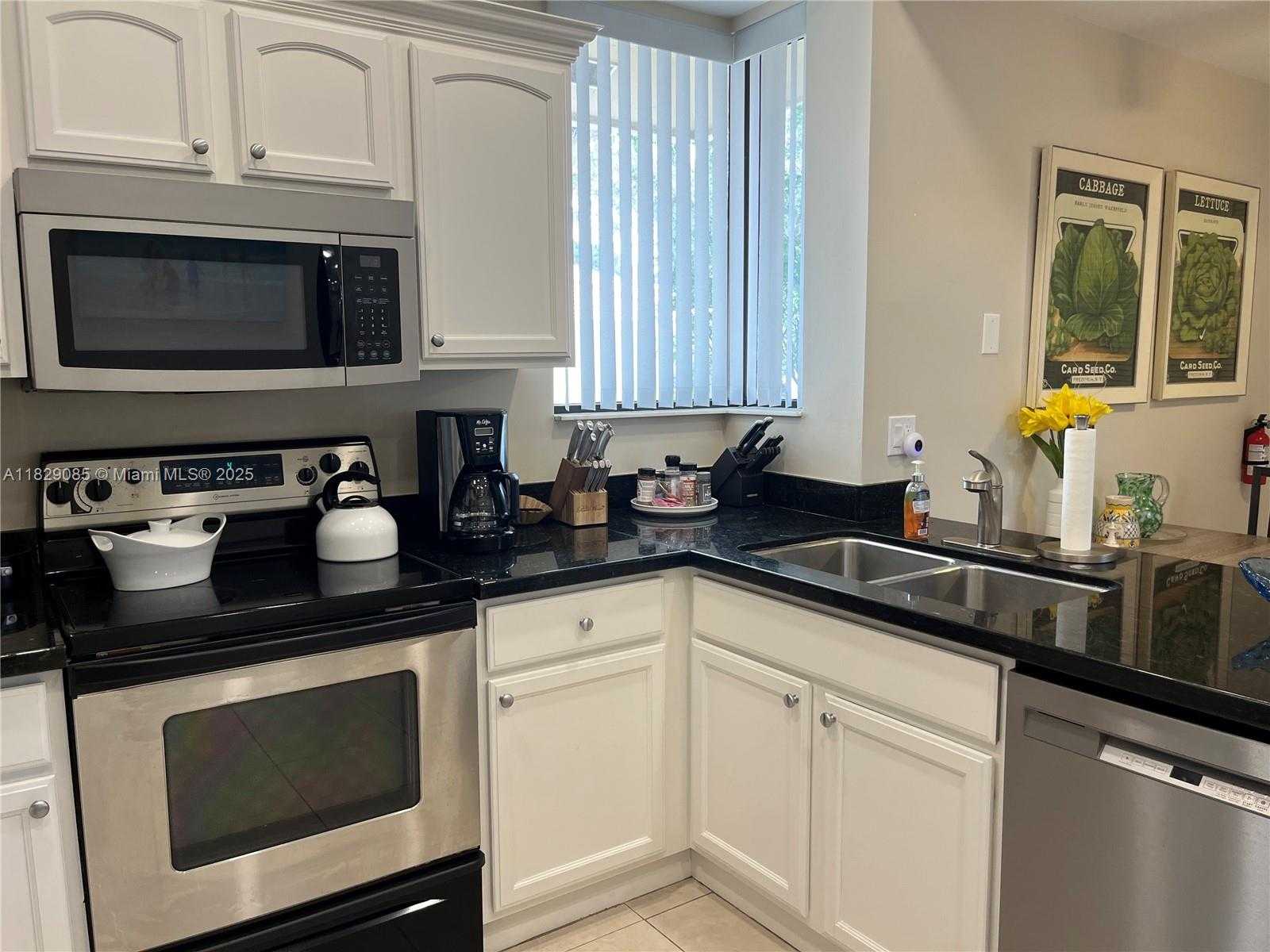 Small Image of Palm Beach Gardens Number 10