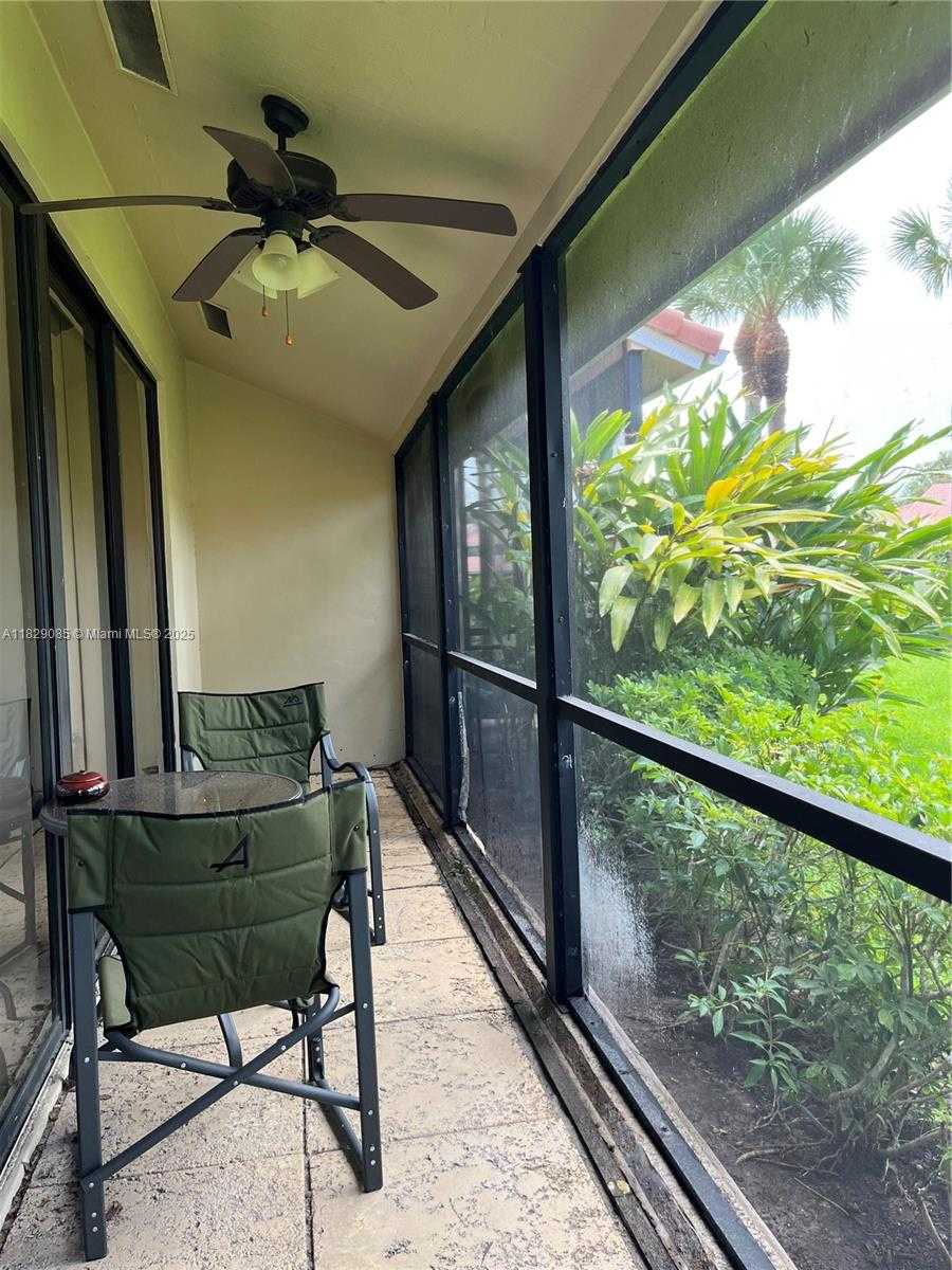 Small Image of Palm Beach Gardens Number 29