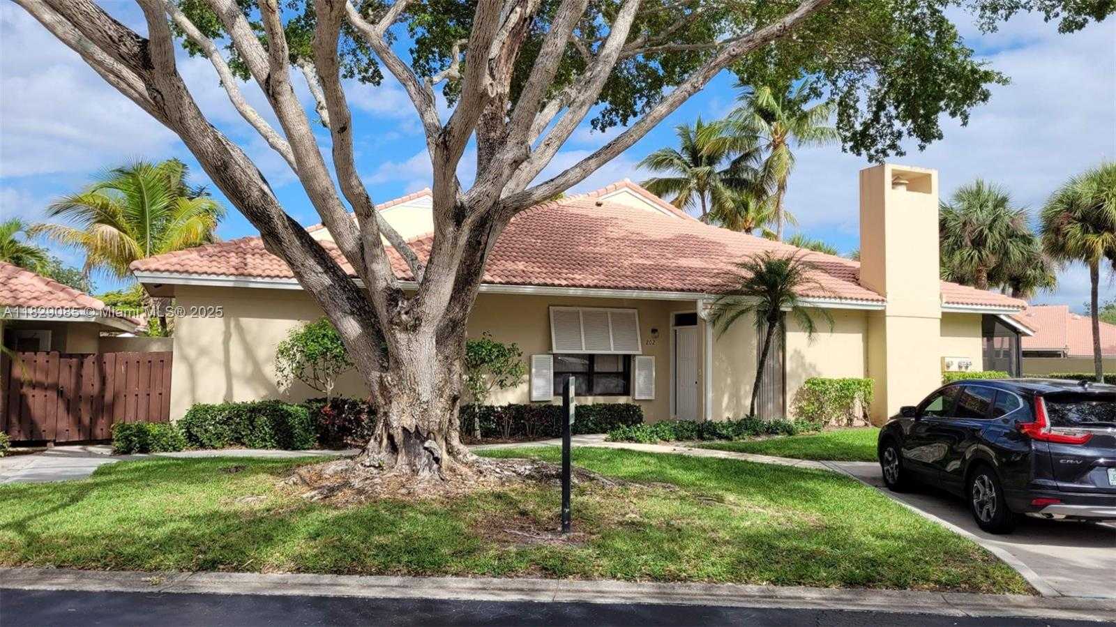 Small Image of Palm Beach Gardens Number 3