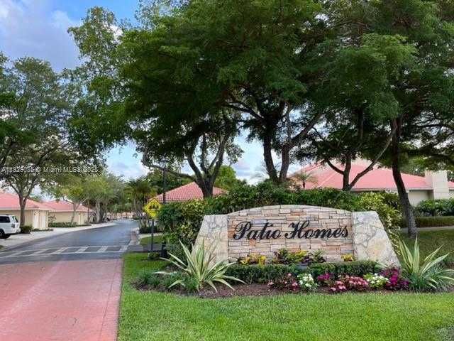 Small Image of Palm Beach Gardens Number 31